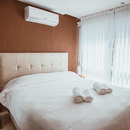 Suite House Каріло Екстер'єр фото