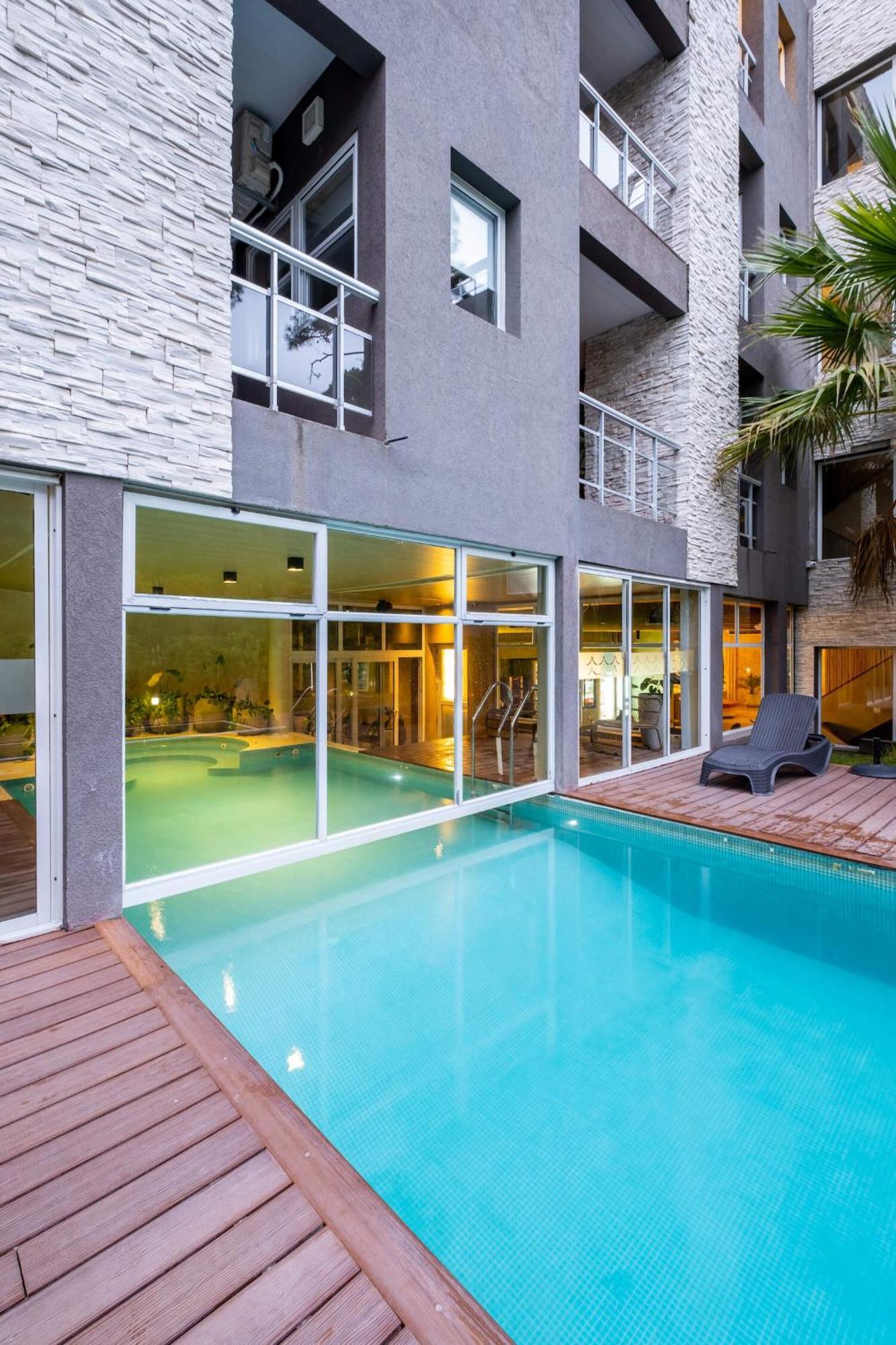 Suite House Каріло Екстер'єр фото